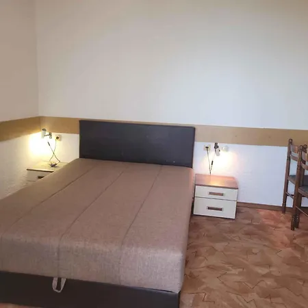1 Klenovica